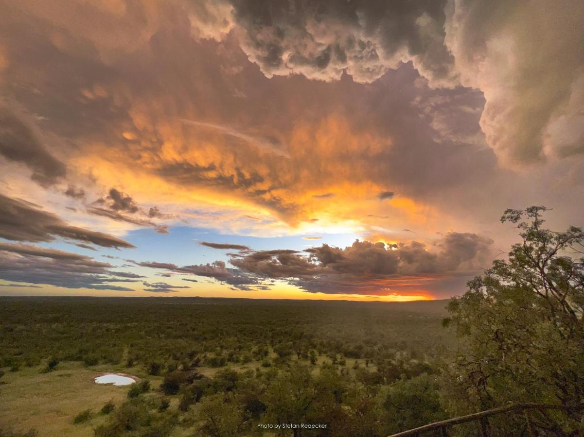 Ongava Lodge Okaukuejo Bagian luar foto