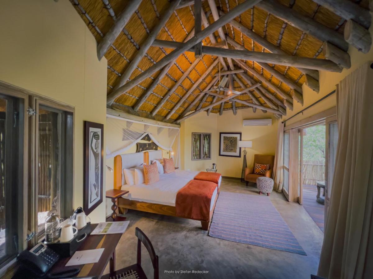 Ongava Lodge Okaukuejo Bagian luar foto