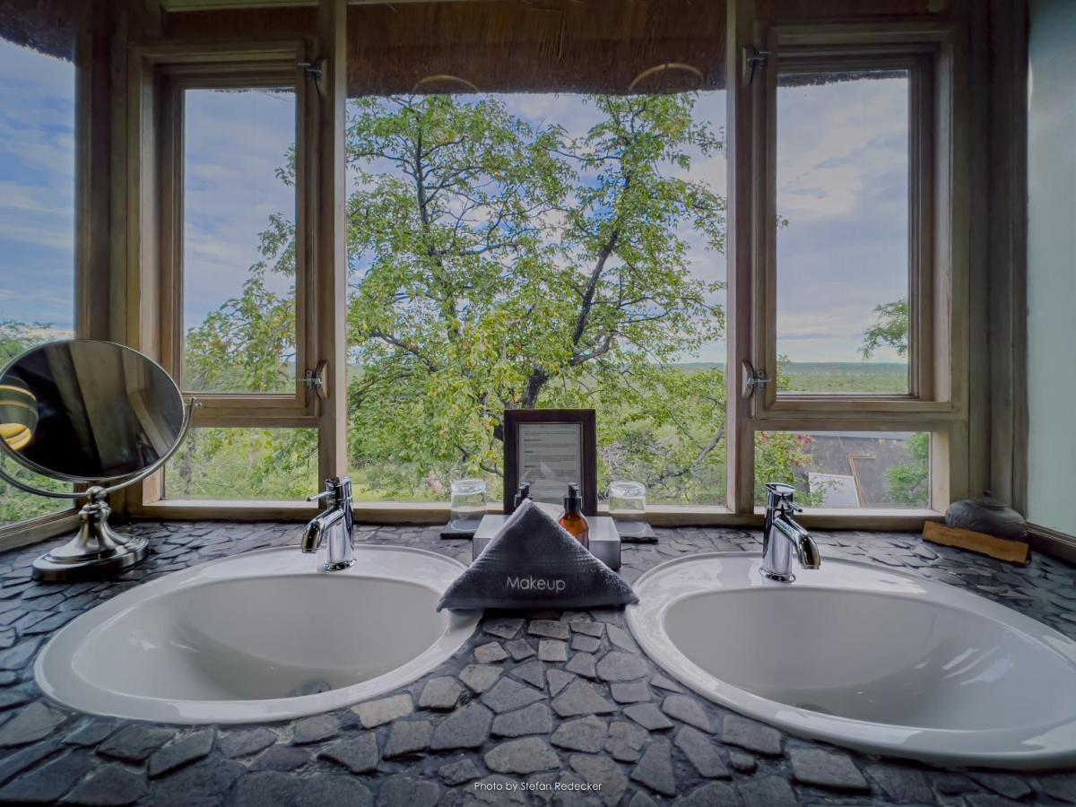 Ongava Lodge Okaukuejo Bagian luar foto